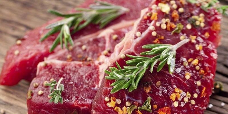 La viande rouge dans l'alimentation d'un homme a un effet positif sur l'érection